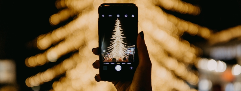 christmas tree - social media marketing tips for holiday
